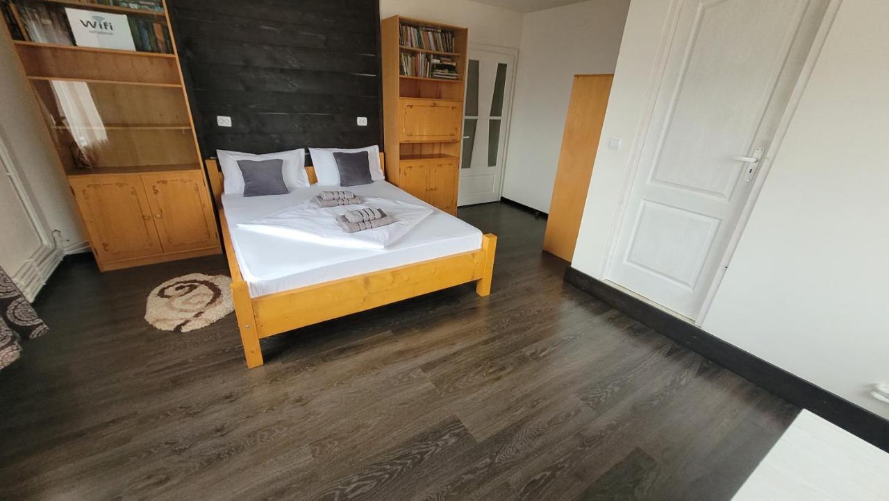 Apartament Tiatim Apartment Vatra Dornei Ngoại thất bức ảnh